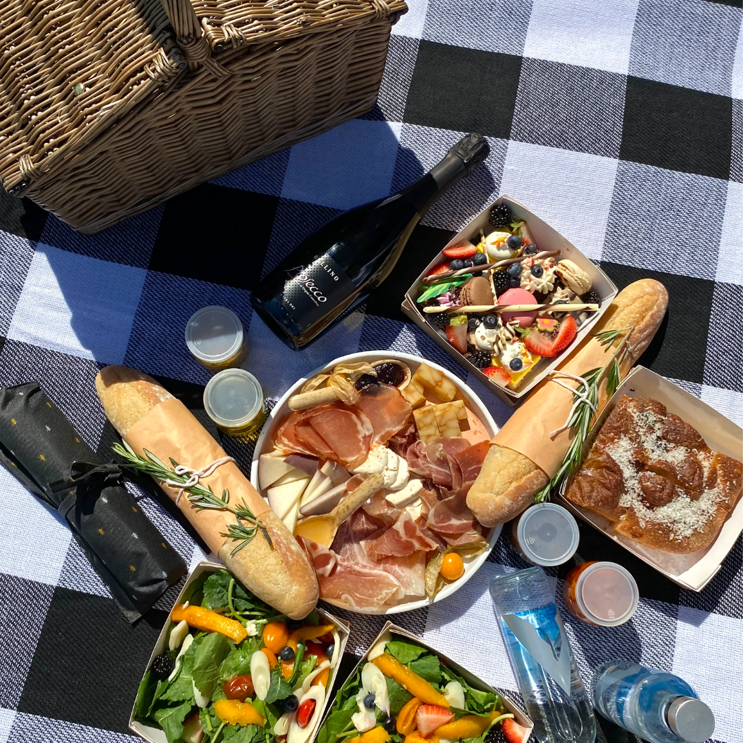 Picnic Basket Experience with Prosecco