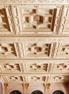 Ceiling King ceiling | One King West Hotel & Residence